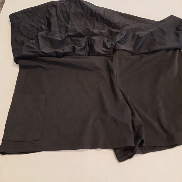 BlevonH Athletic Skirt Women's Plus 2X Black Built in Shorts Activewear Tennis - Picture 8 of 10